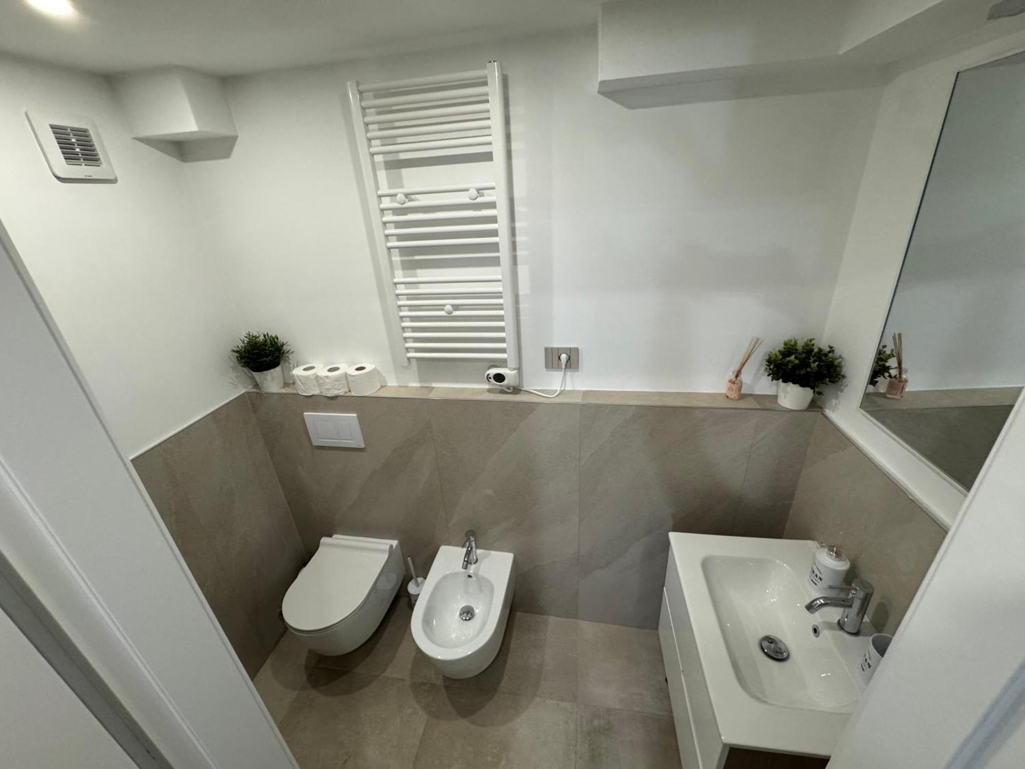 Dea Dreams - Lofty Marghera, Milan